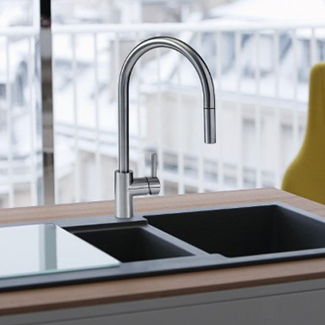 Kitchen Mixer with Pull Out