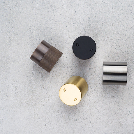 Knurled Handles